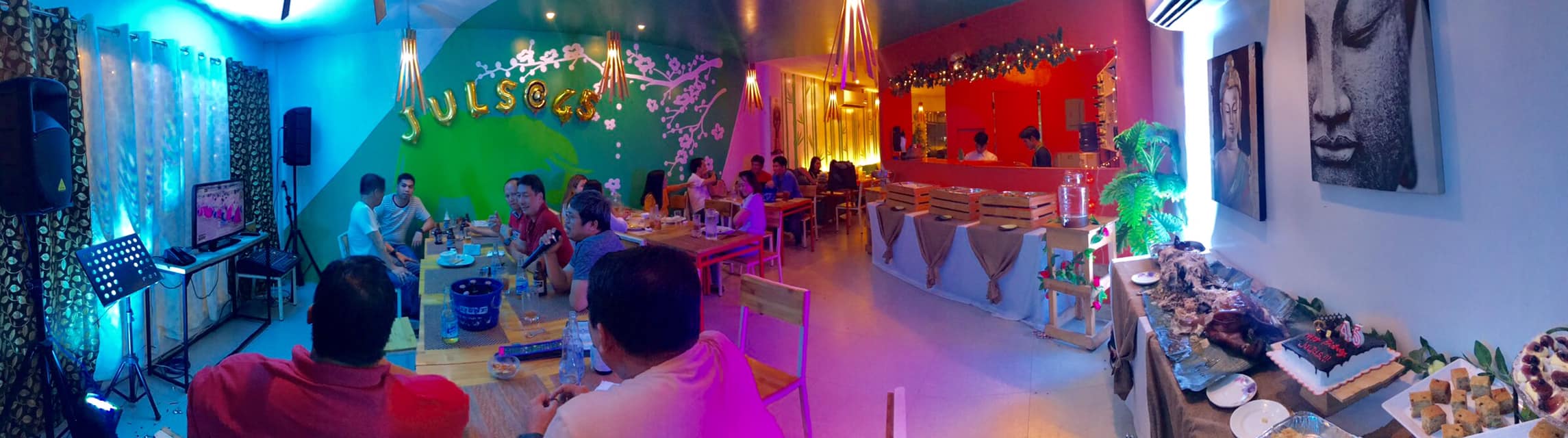 TomYum Iligan Food Staff 1